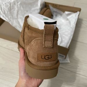 Uggs Ultra Mini Chestnut